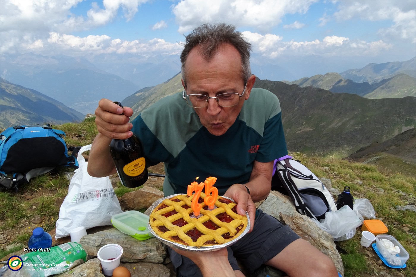 50 Festa di compleanno in Cima Masoni (2663 m) .JPG
